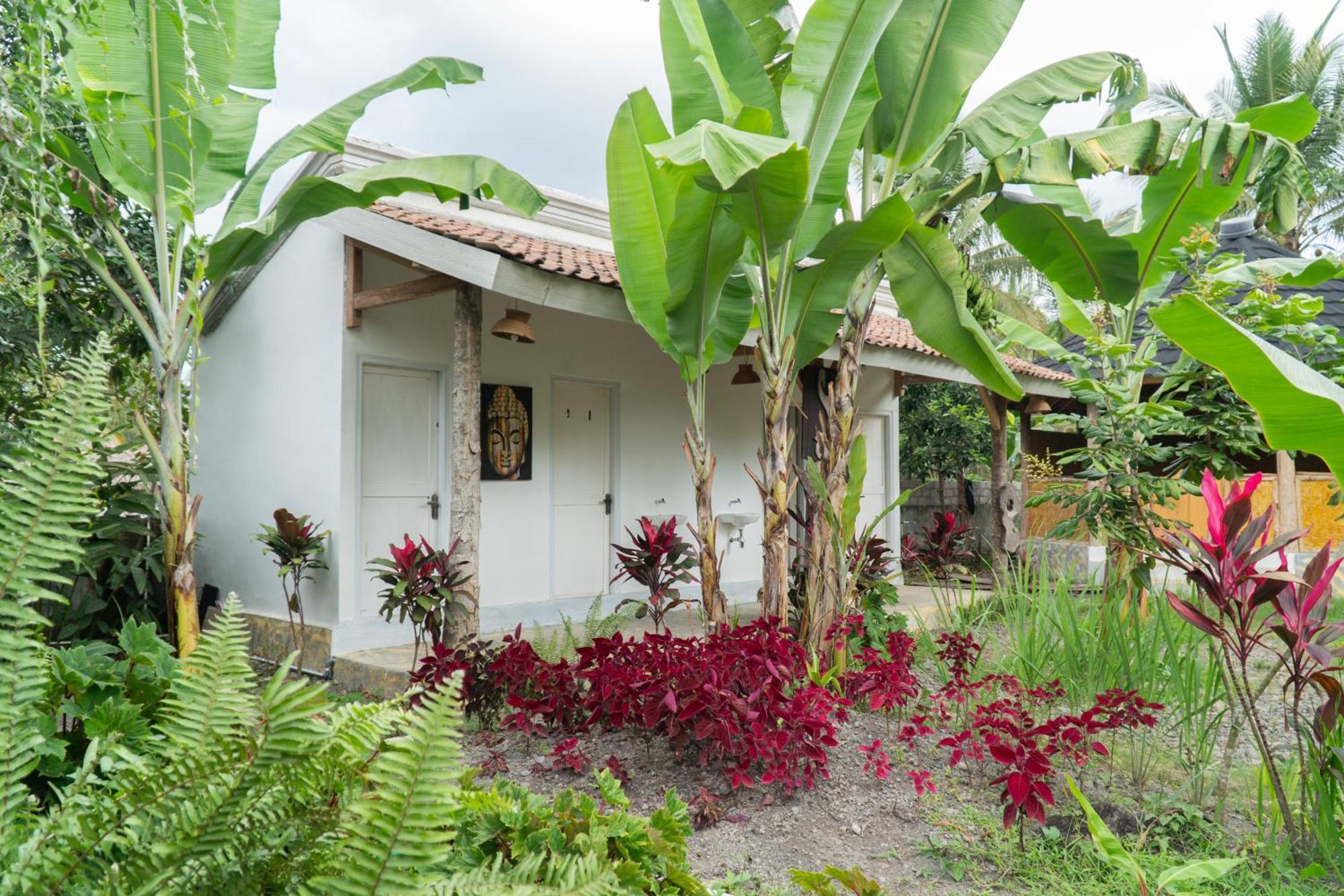 Villa Aranka Tempasan Sangyang Exterior foto