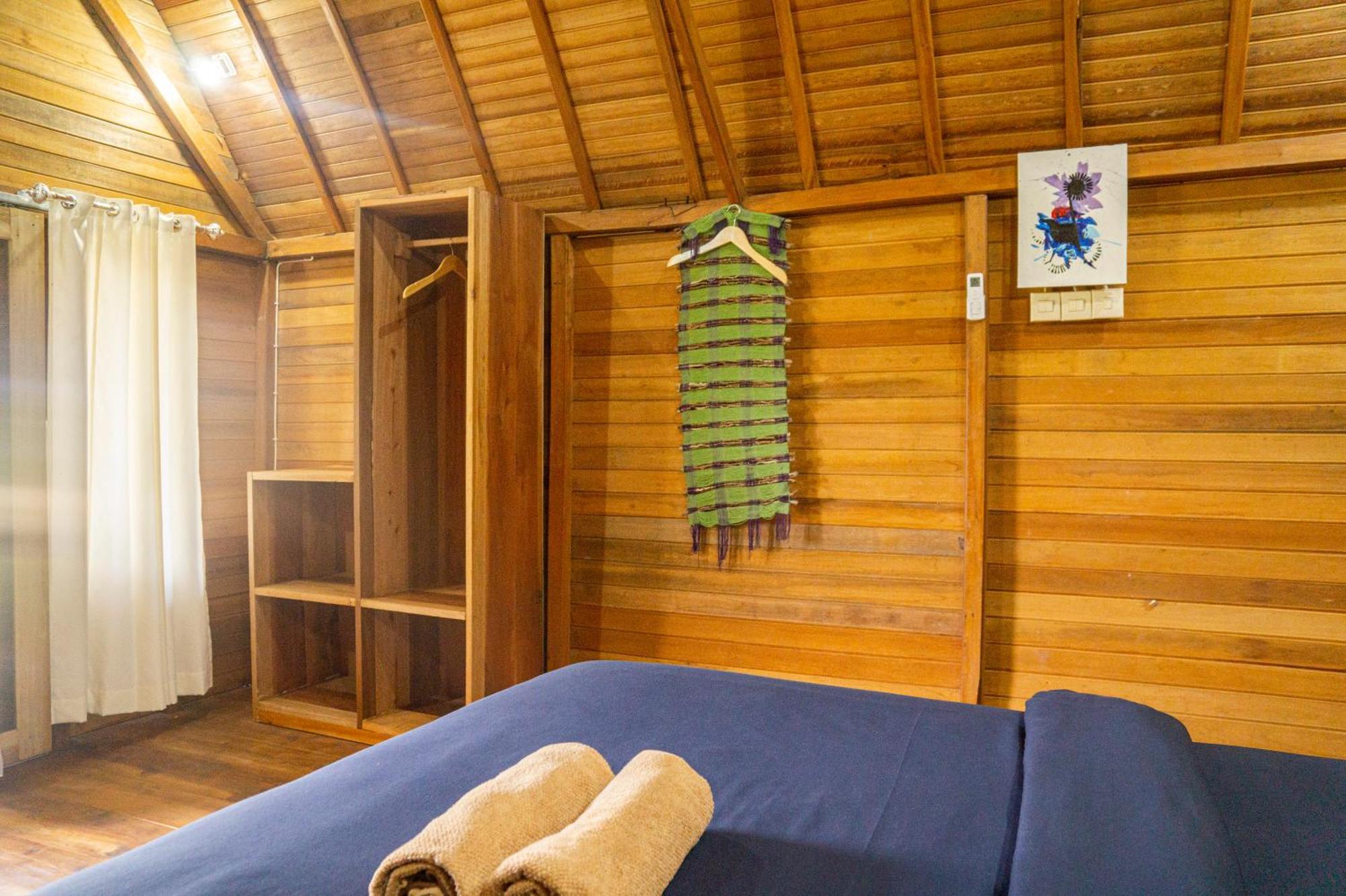 Villa Aranka Tempasan Sangyang Exterior foto